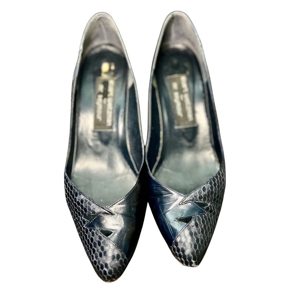 Vintage Stuart Weitzman for Mr Seymour Navy Leather Pumps